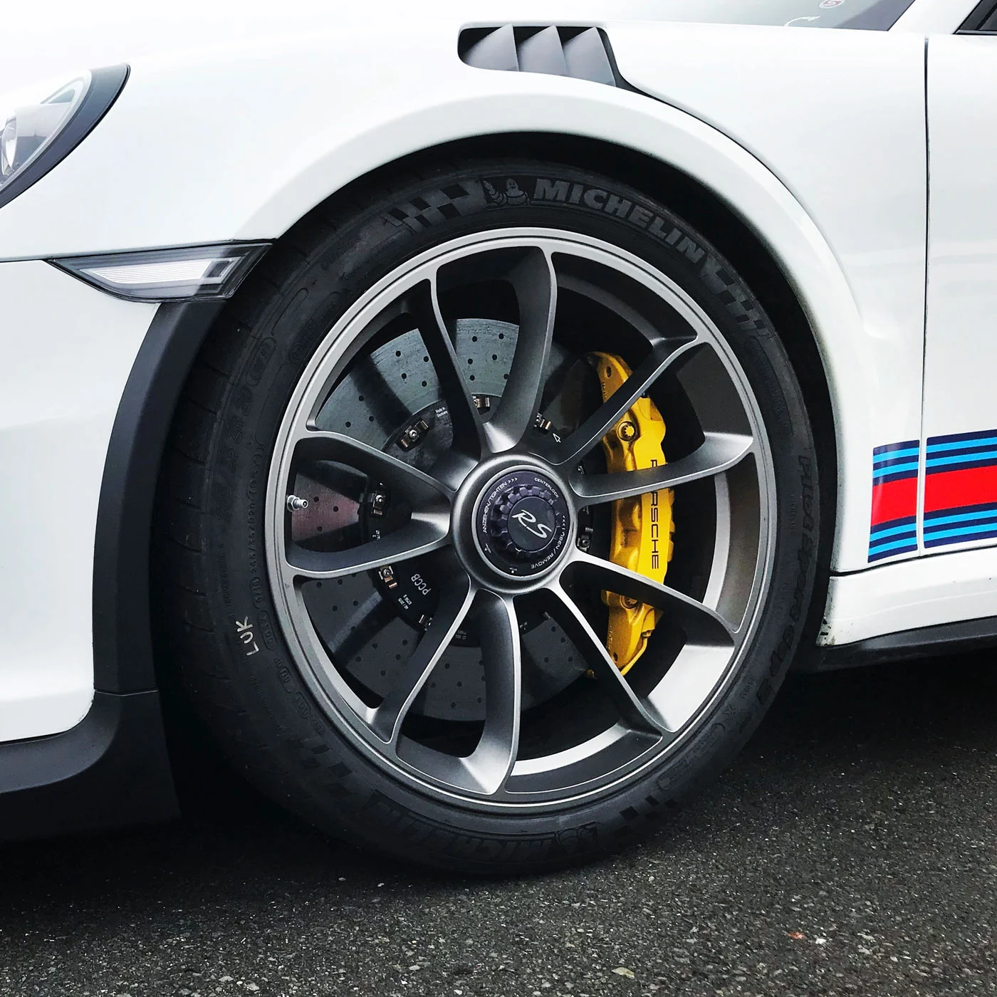 OE Michelin Pilot Sport Cup 2 on a 991.2 GT3 RS.