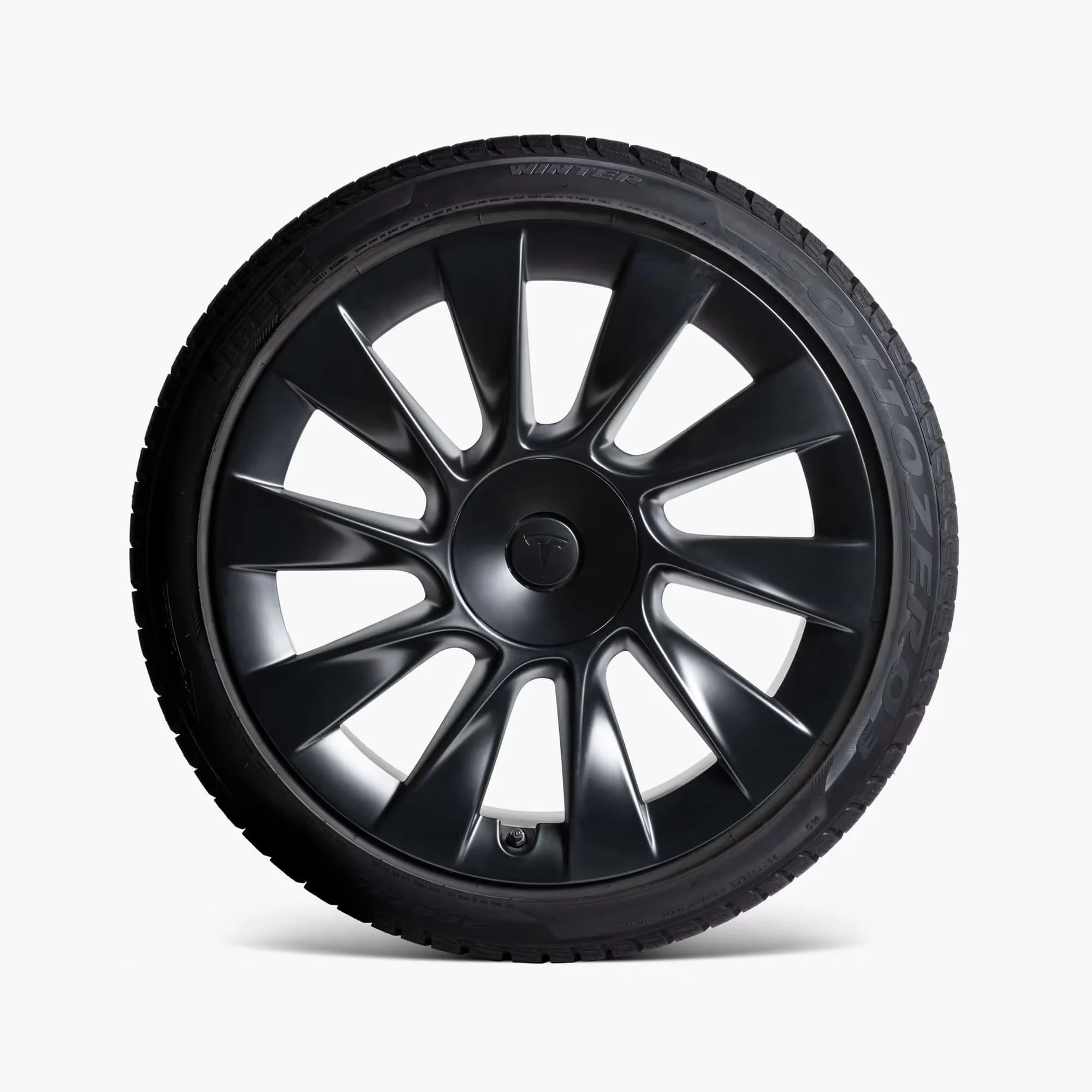 Tesla Model Y 20" Induction wheels with Pirelli Winter Sottozero 3 tires